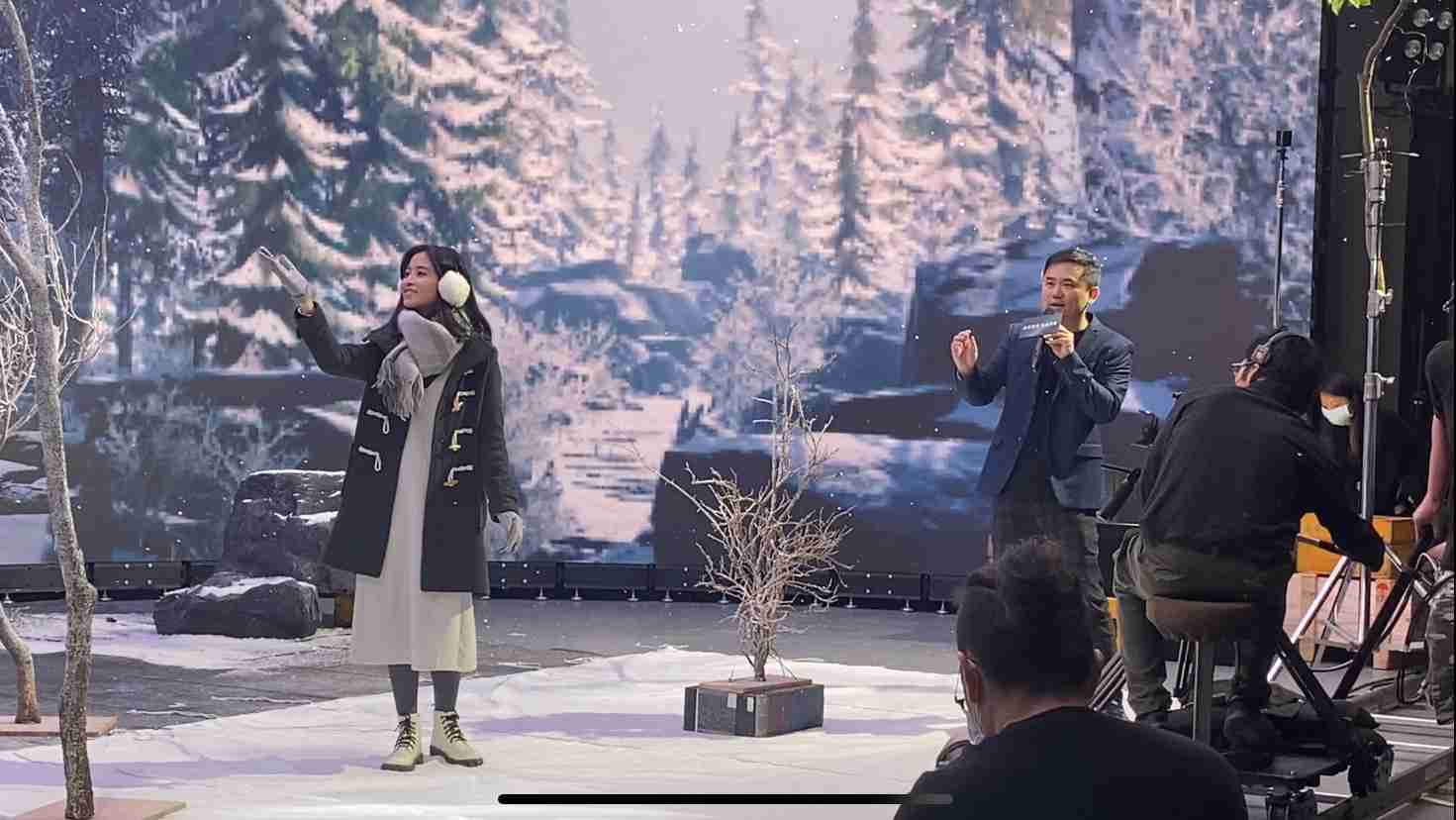 红龙扑克以ALED先进显屏技术，，与金马奖视觉特效团队“再现影像”携手合作打造LED虚拟摄影棚，，，，提供沉浸式表演体验，，，，并精简拍摄成本与时间