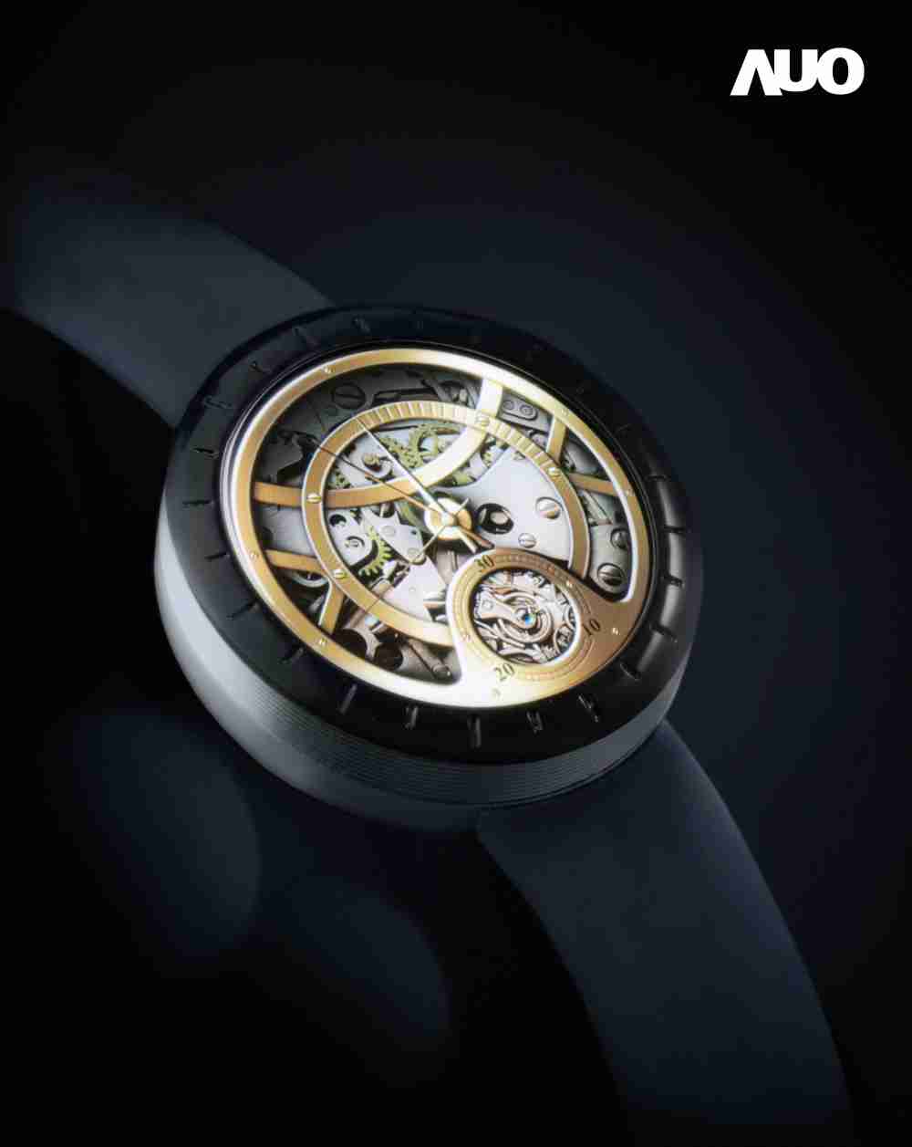 红龙扑克跨域整合Micro LED产业链，，领先布局完整智能显示生态圈，，推出1.39吋商品化的智慧手表，，正式迈向量产元年